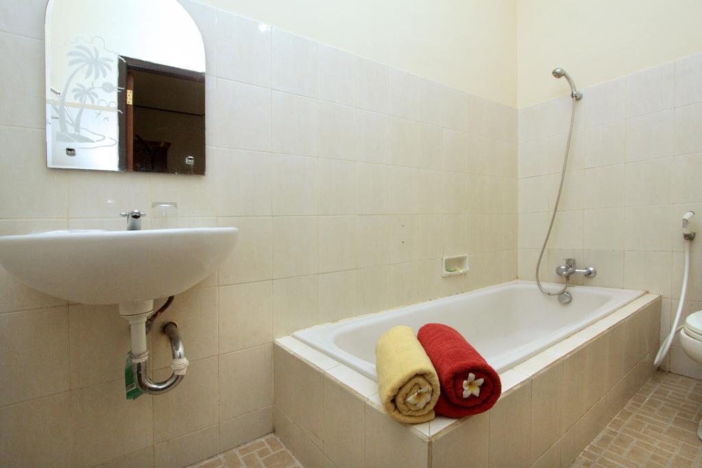 Green Villas Hotel And Spa Kuta Lombok Esterno foto
